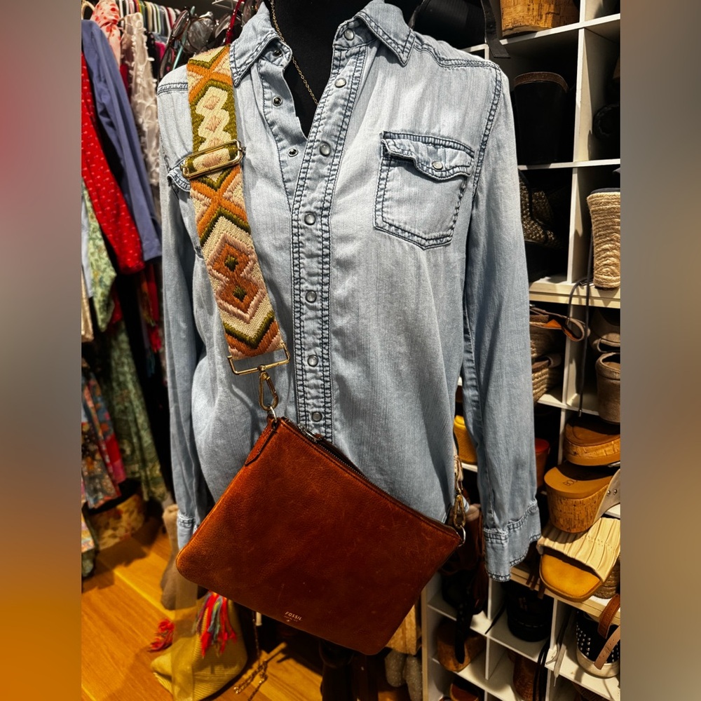 Fossil Brown Leather Shoulder Bag purse with removable woven strap - Picture 3 of 10